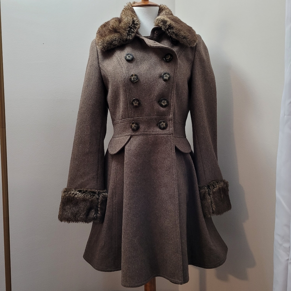 NWOT Laundry by Shelli Segal